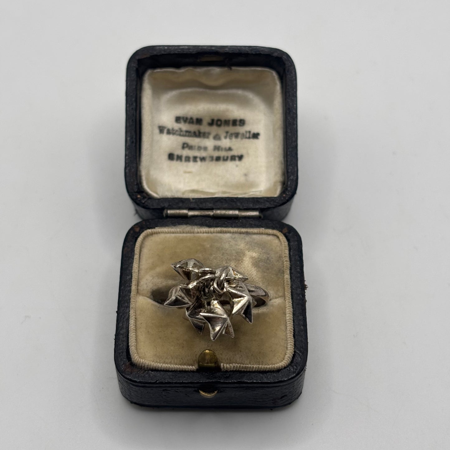 Silver Star Ring (R)