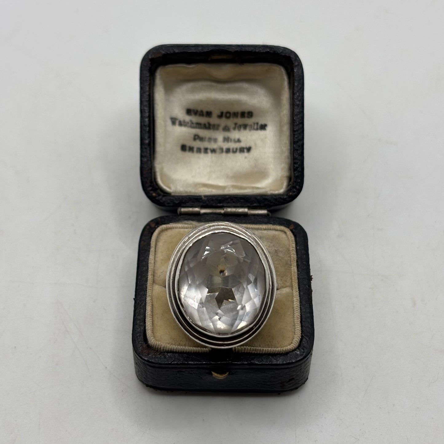 Silver Heavy Quartz Ring (M)