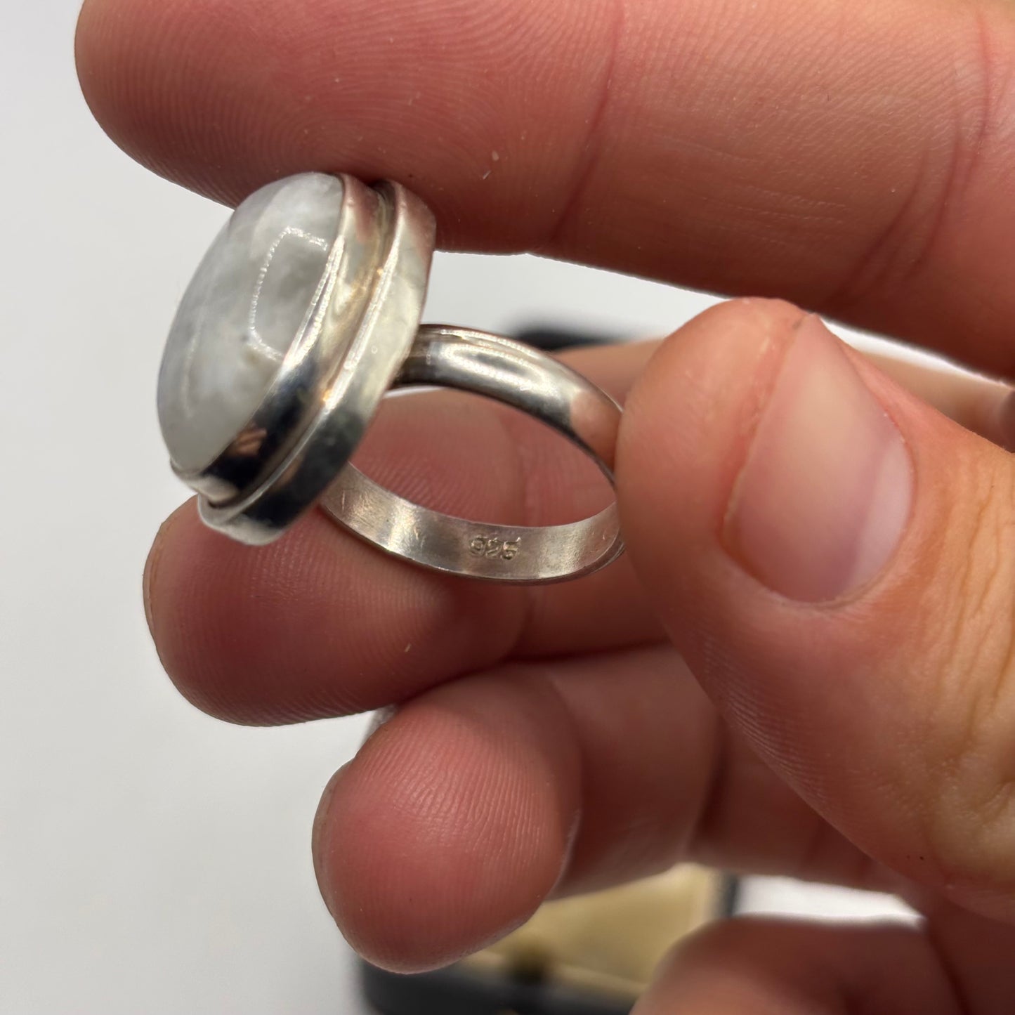 Silver Chunky Moonstone Ring (P)
