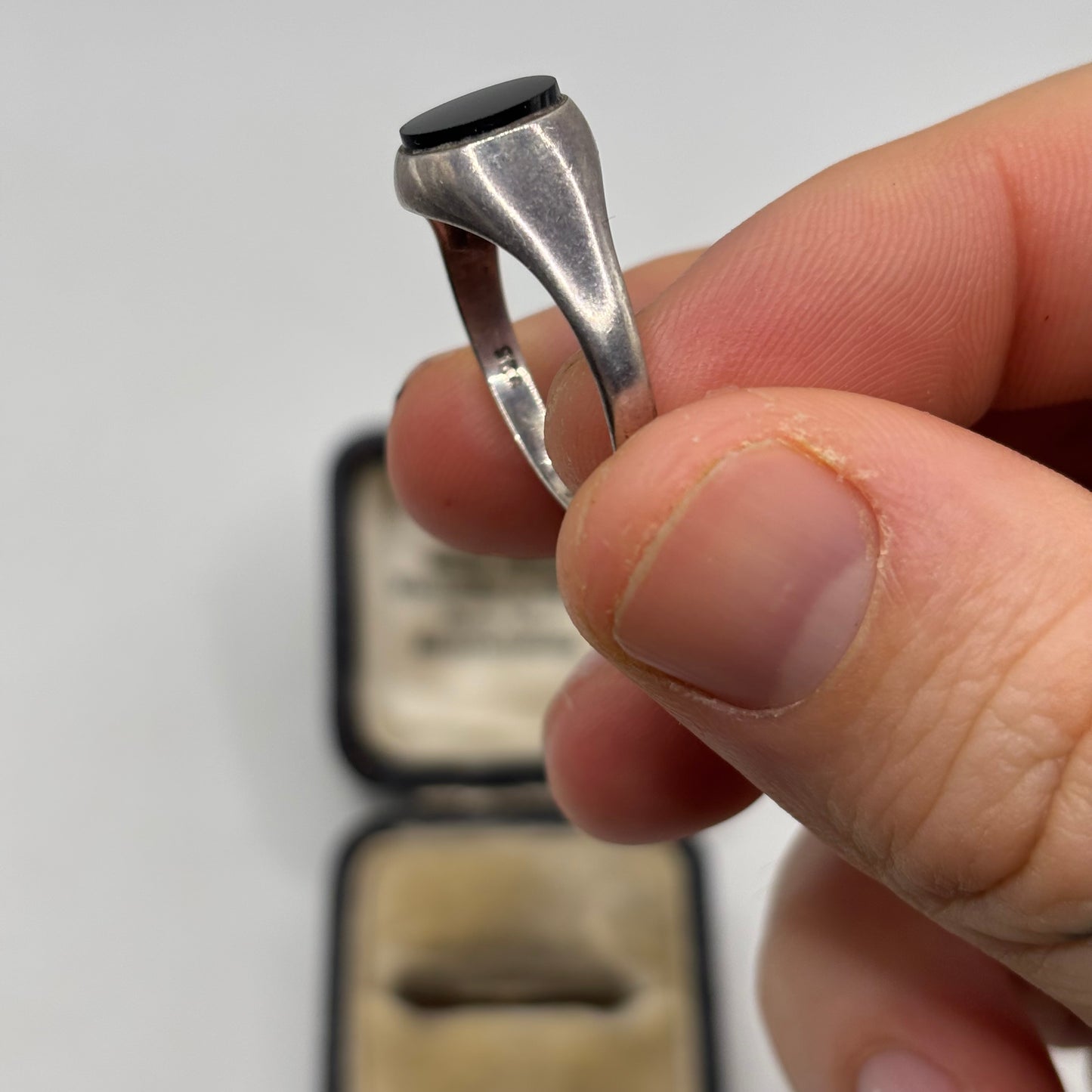 Silver Onyx Signet Ring (U 1/2)