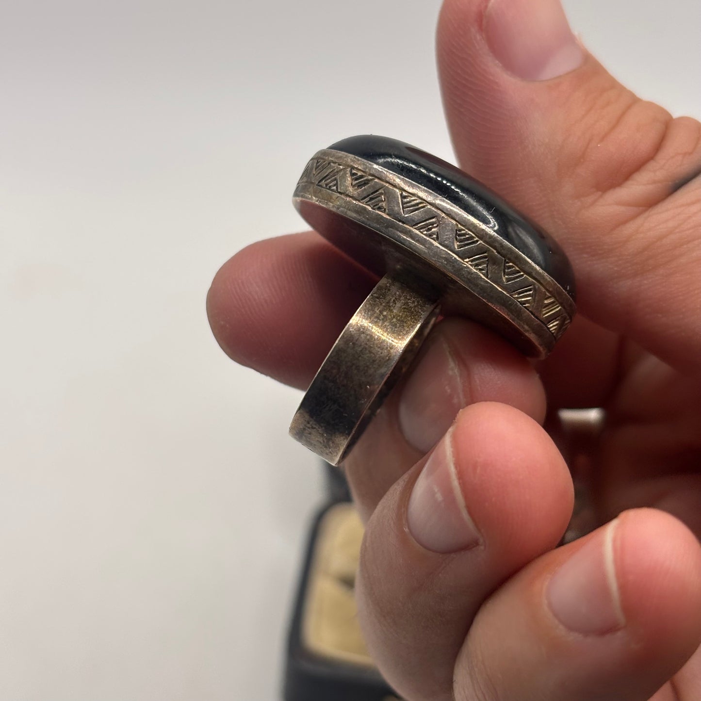 Silver Heavy Onyx Ring (Q)