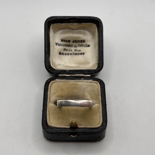 Silver Band Ring