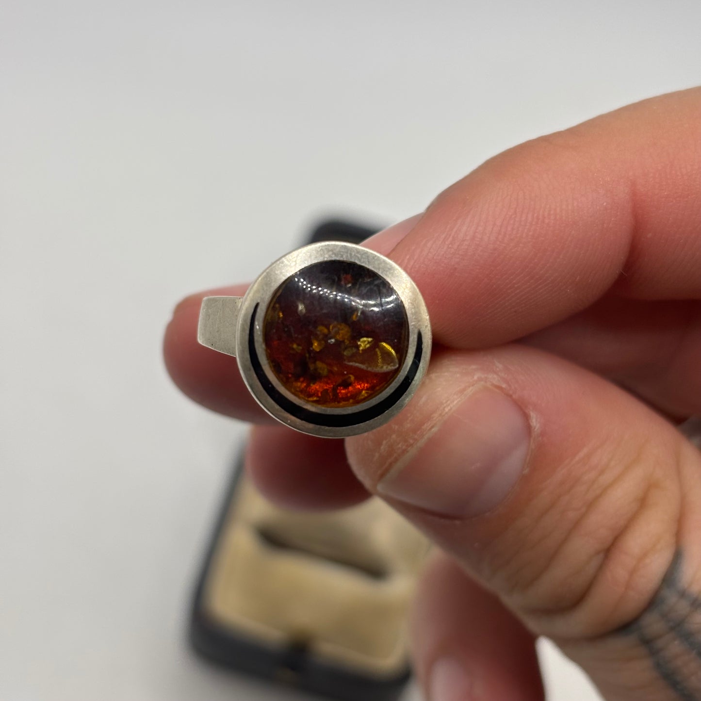 Silver Amber Inlayed Ring (R)
