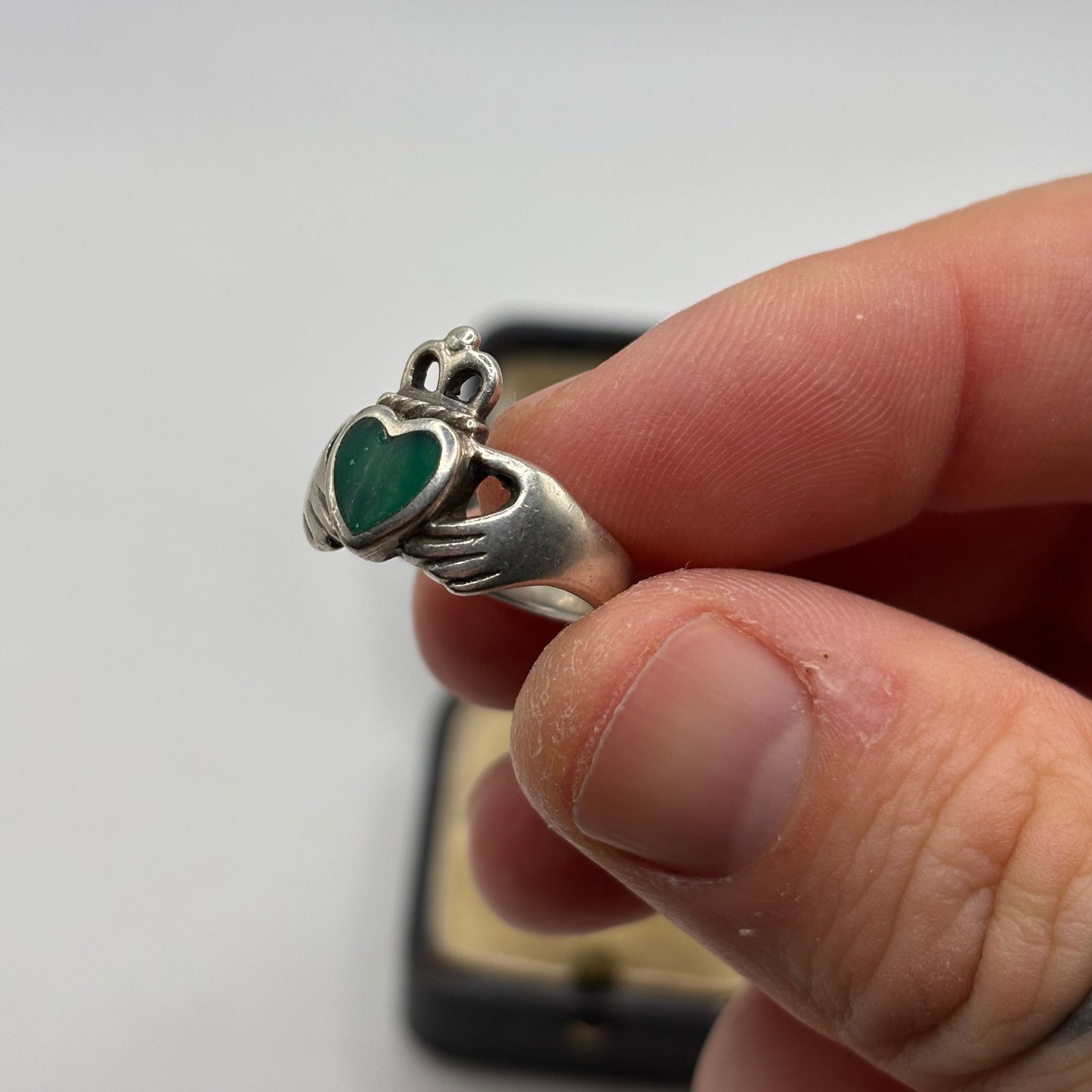 Silver Green Agate Claddagh Ring