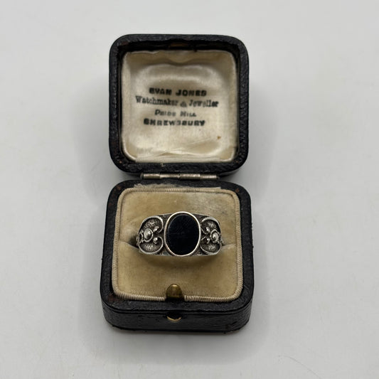 Silver Onyx Signet Ring (Q)