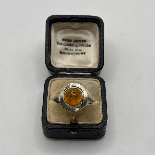 Silver Amber Ring (O)