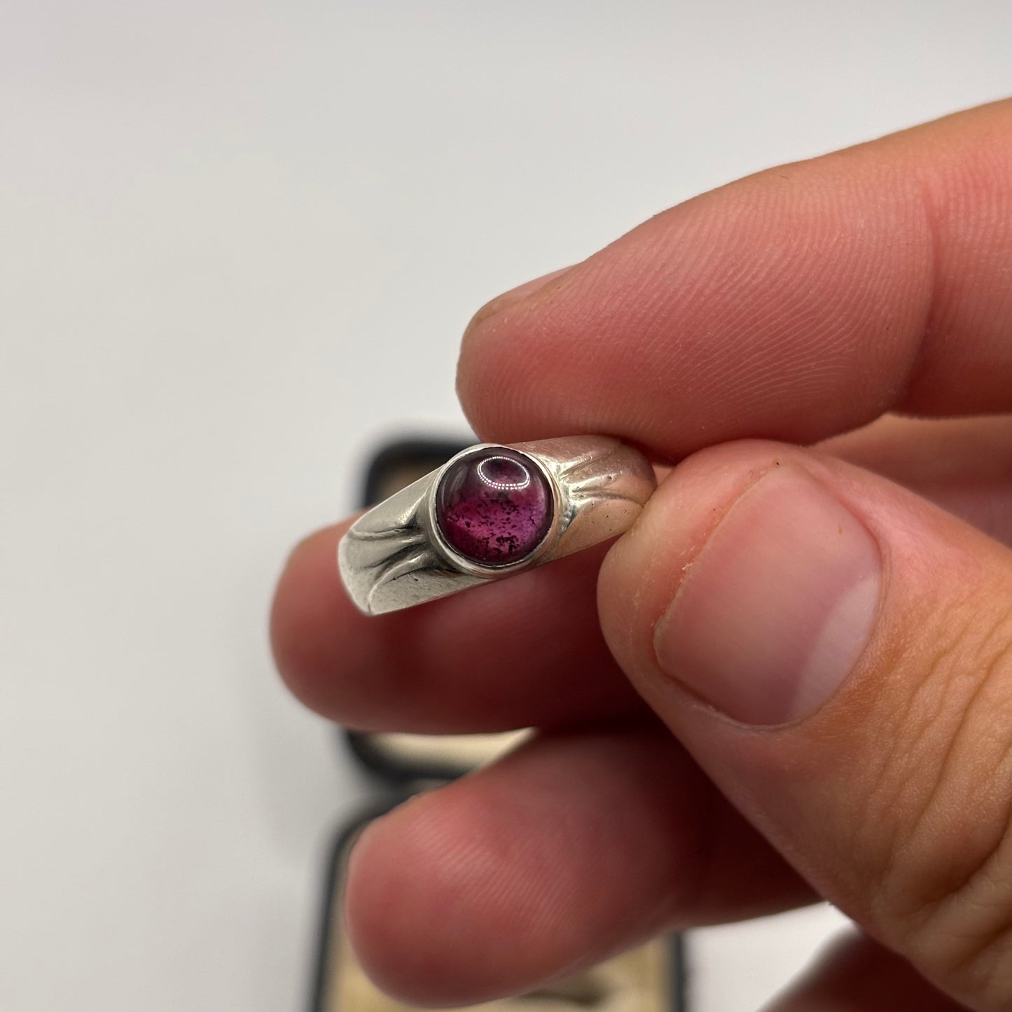 Silver Chunky Garnet Ring (L)