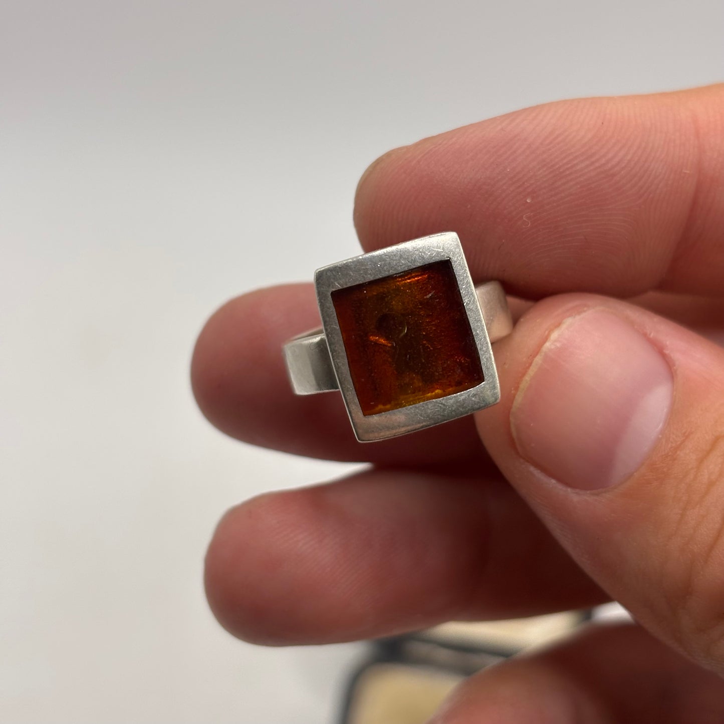 Silver Amber Inlayed Ring (P)