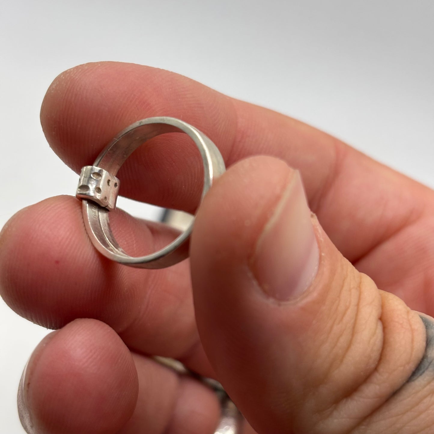 Silver Band Ring (N)