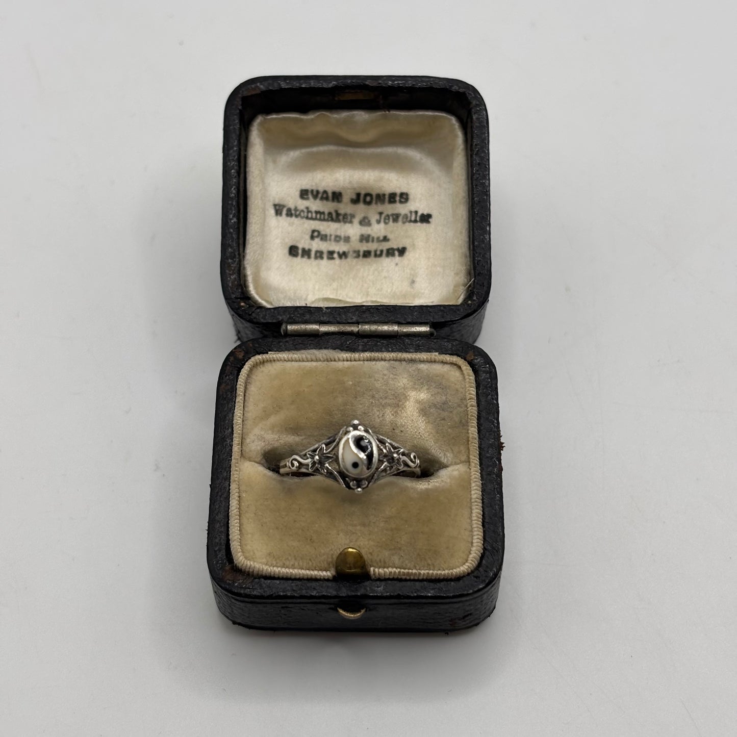 Silver Ying Yang Ring (N)