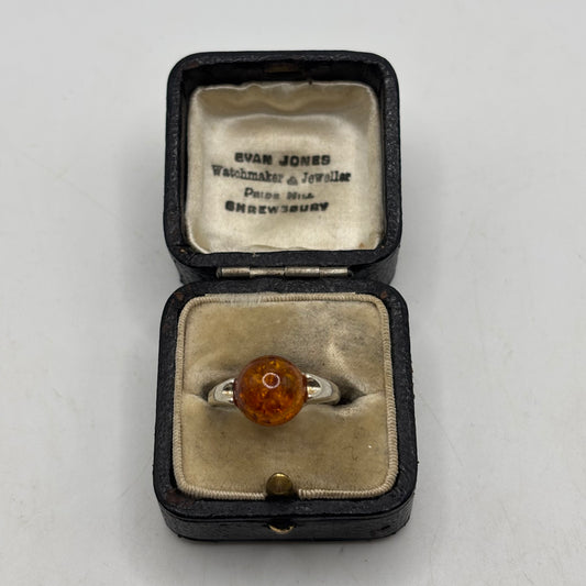 Silver Amber Ring (N)