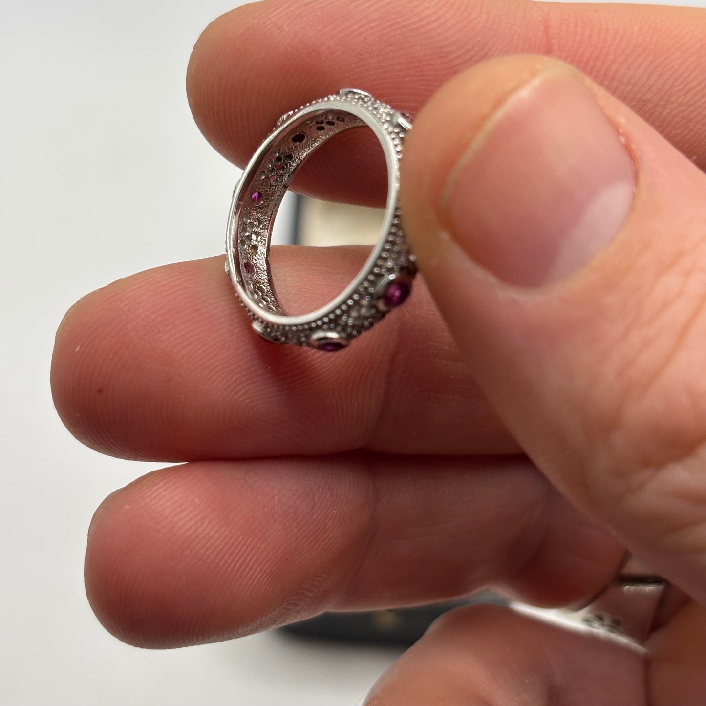 Silver Garnet Band Ring (L)