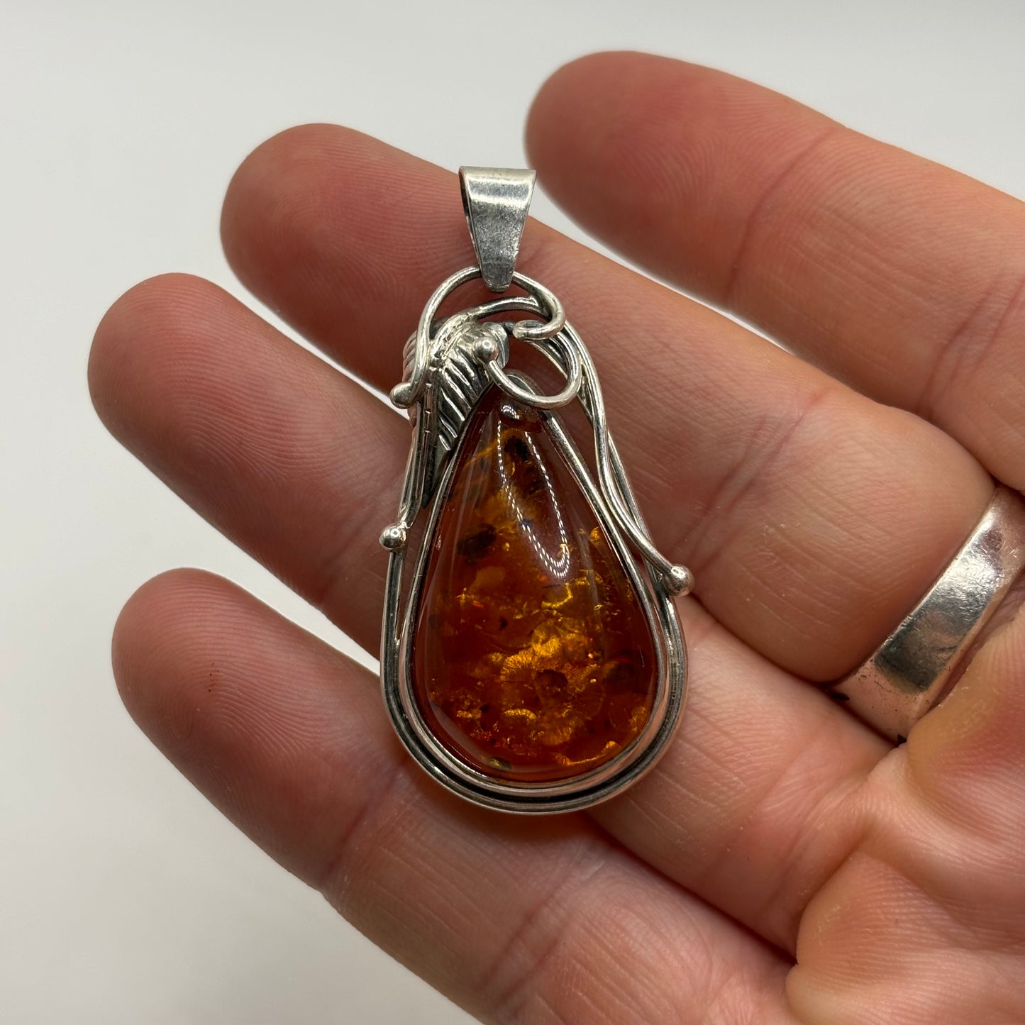 Silver Amber Pendant
