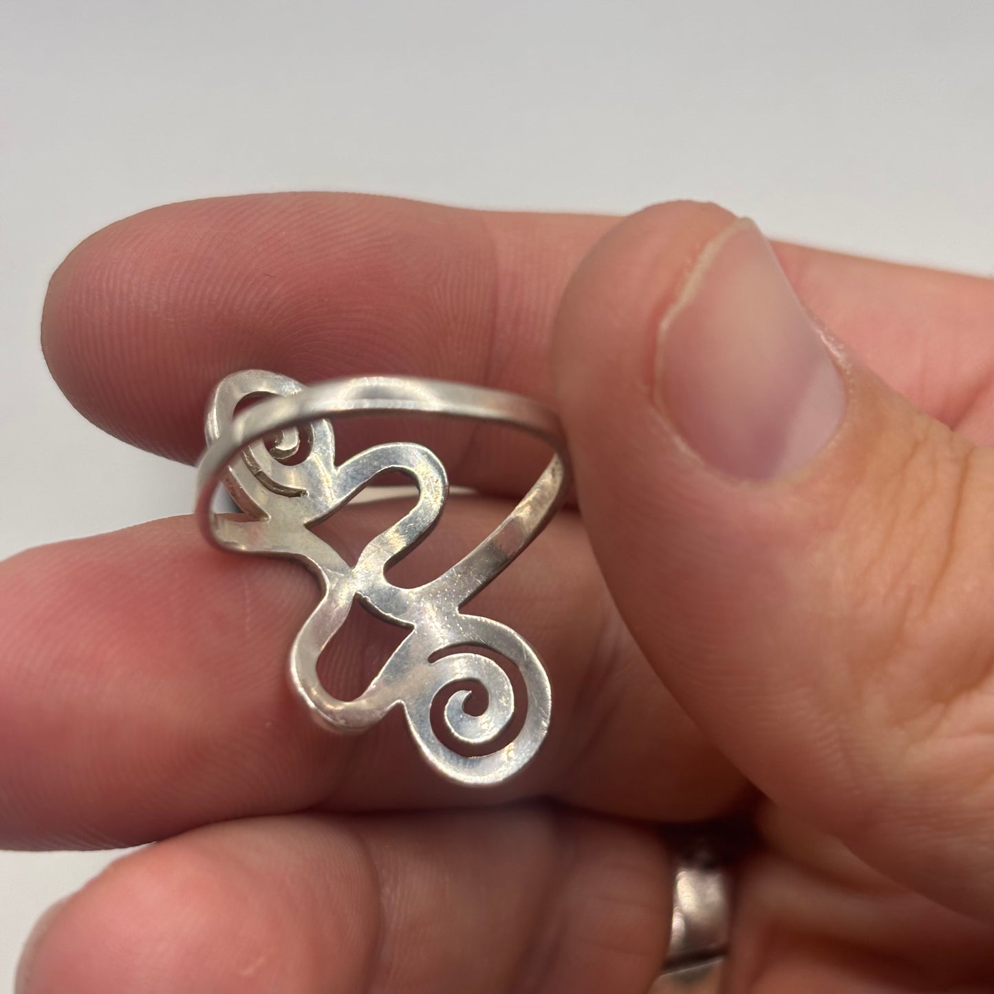 Silver Swirl Ring (R)