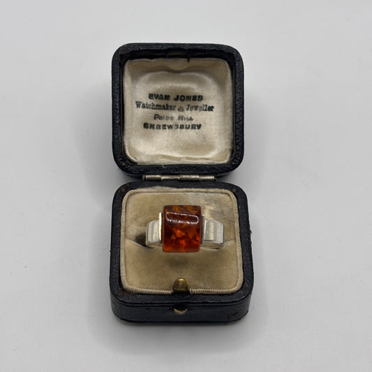 Silver Amber Ring (S)