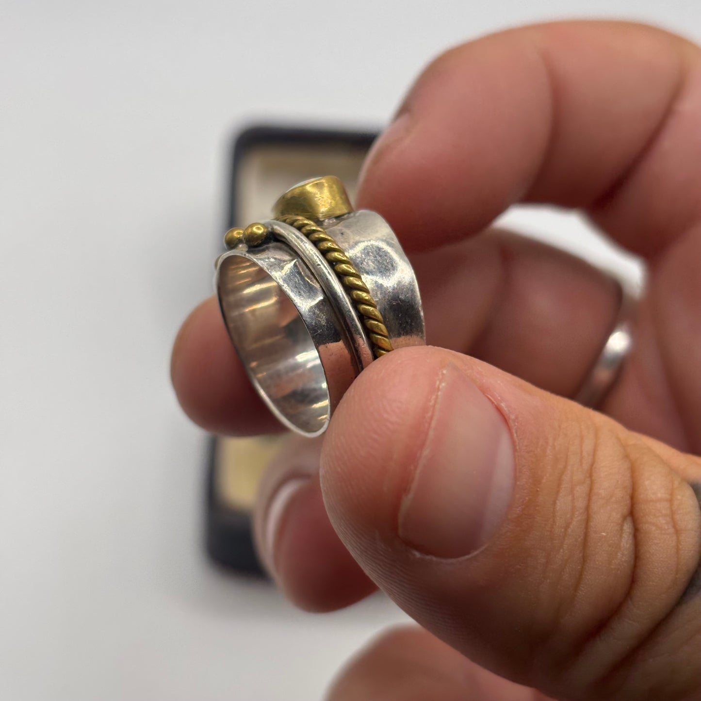 Silver Opal Band Ring (L)