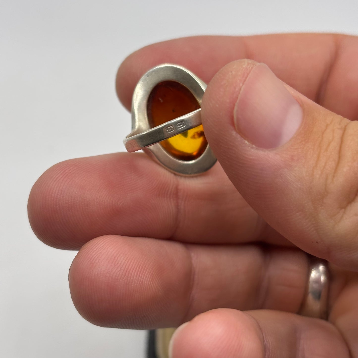 Silver Amber Ring (S)