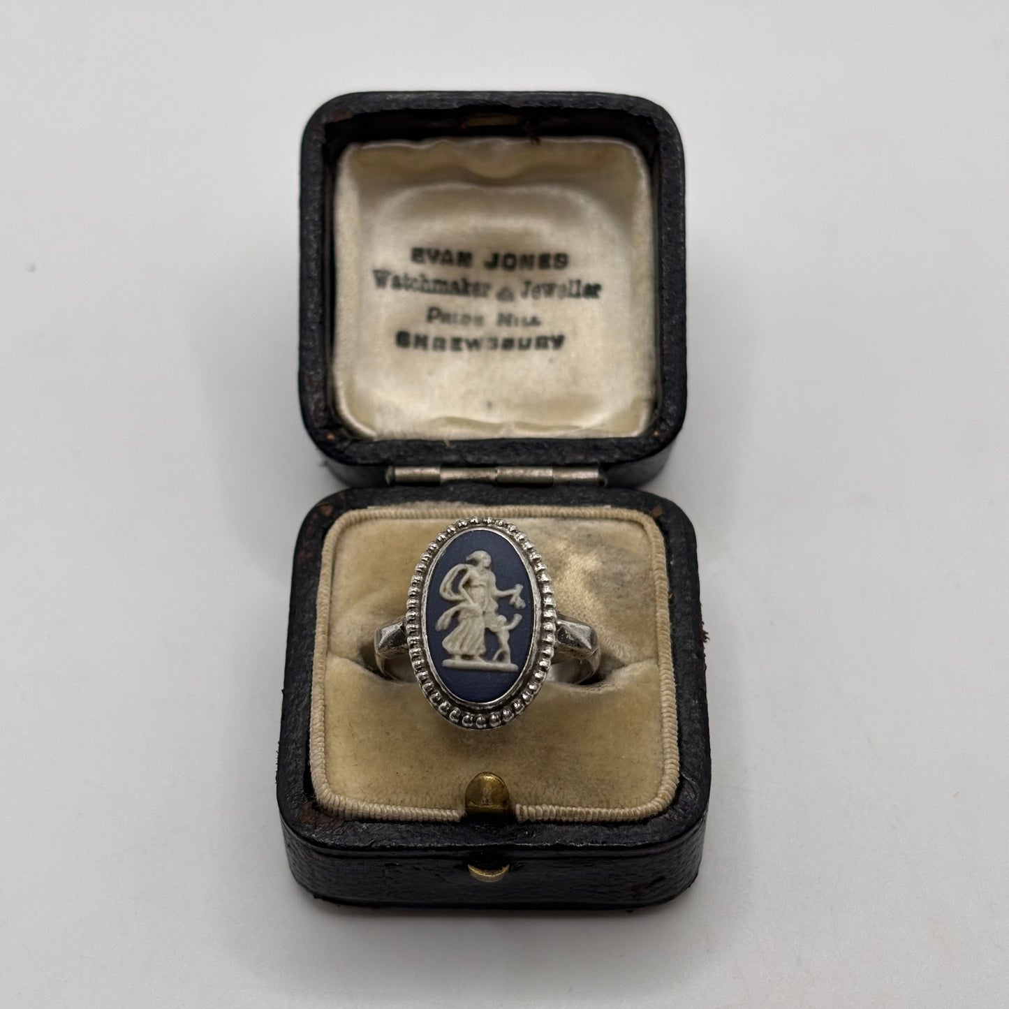 Silver Wedgewood Ring (R)