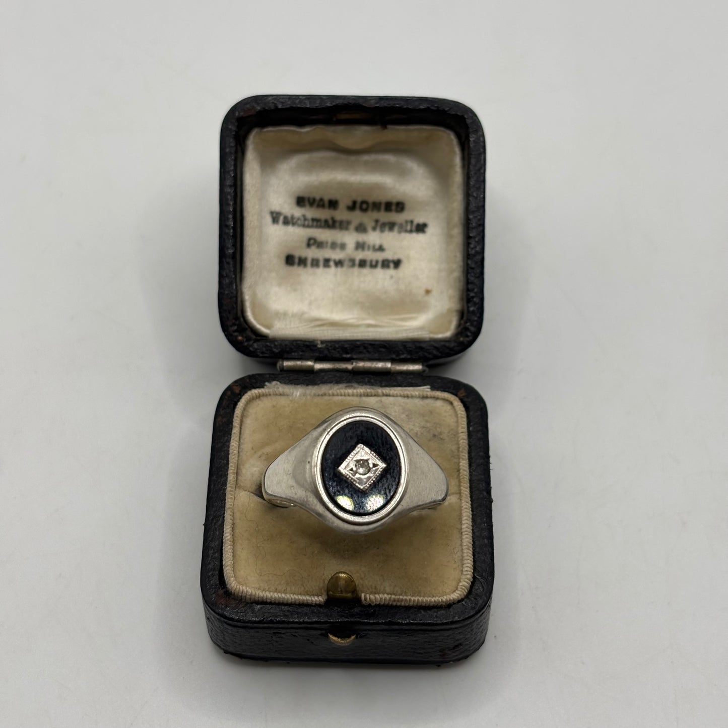 Silver Onyx Signet Ring (Z)