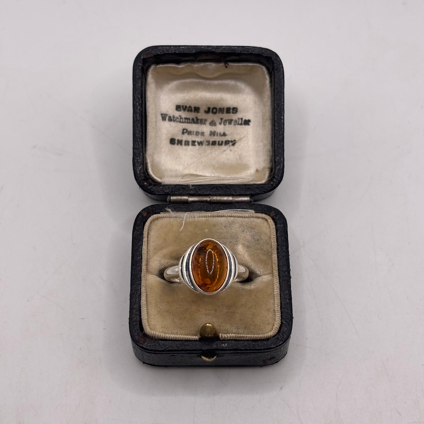 Silver Amber Ring (M)