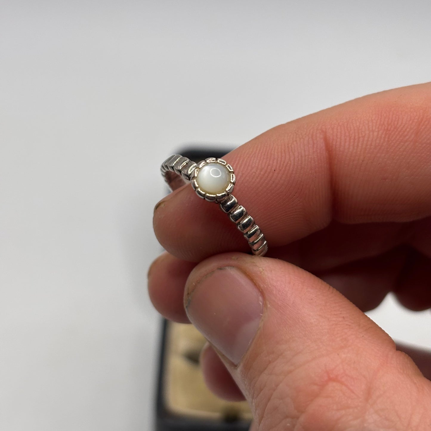 Silver Pearl Ring (O)