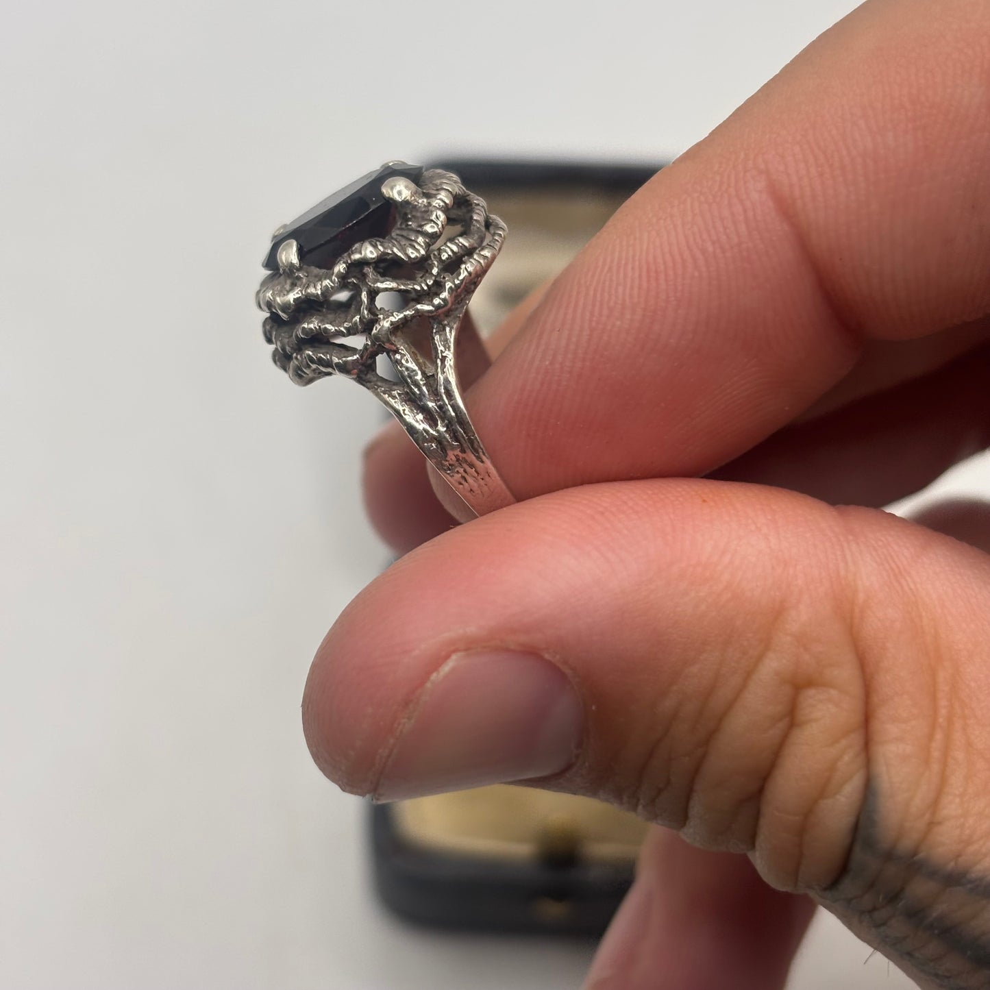 Silver Vintage Garnet Ring (N)