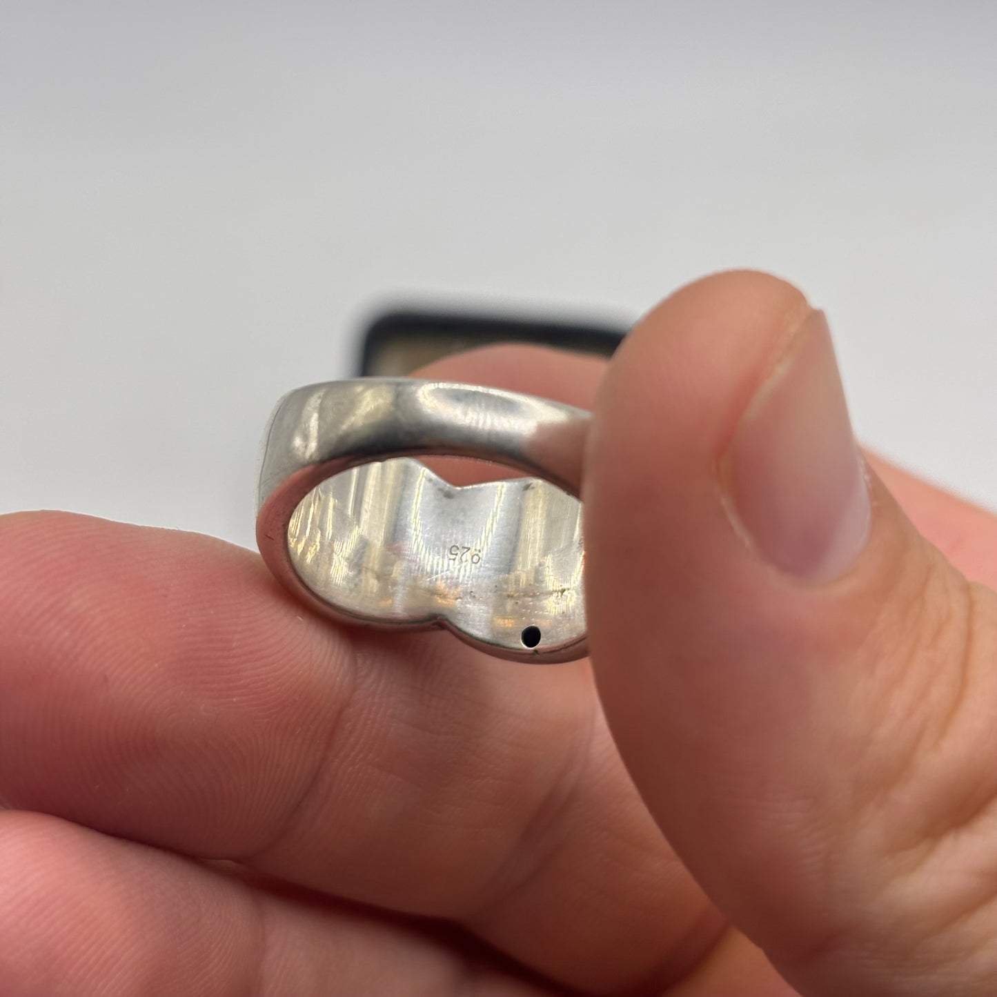 Silver Band Ring (R)