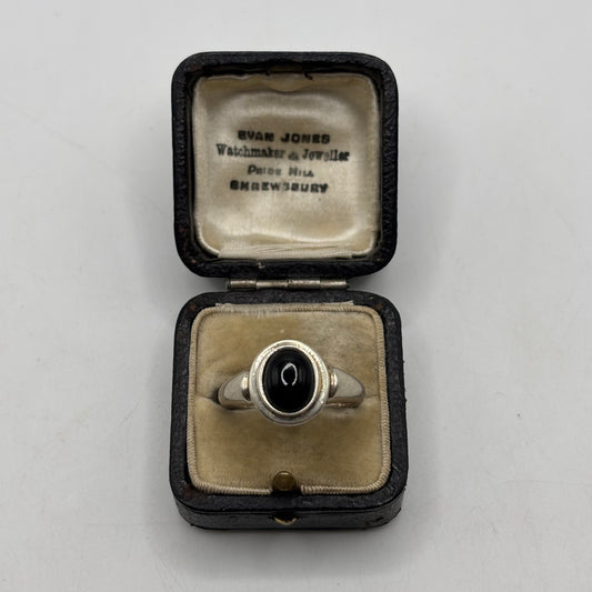 Silver Onyx Ring