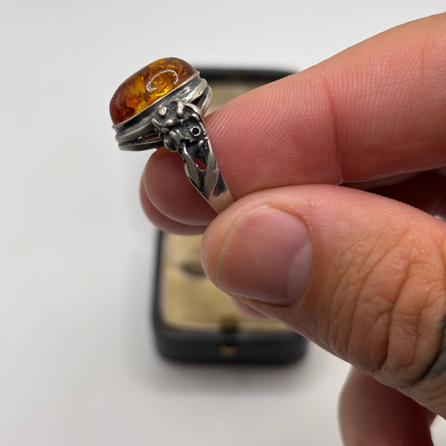 Silver Amber Ring (L)