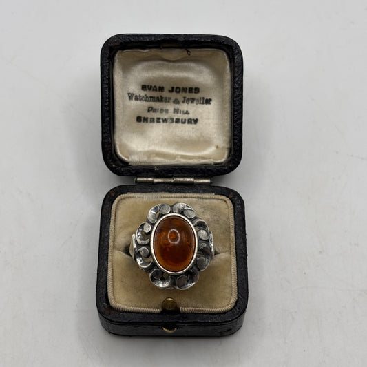 Silver Amber Ring (Q)