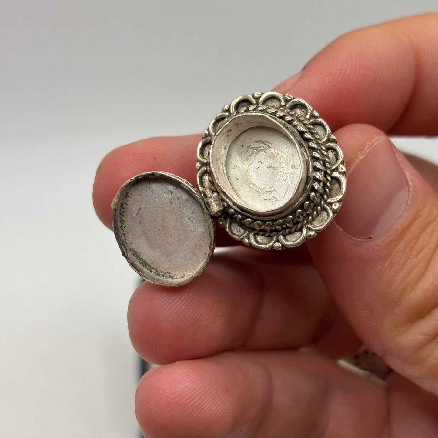 Silver Moonstone Poison Ring (S)