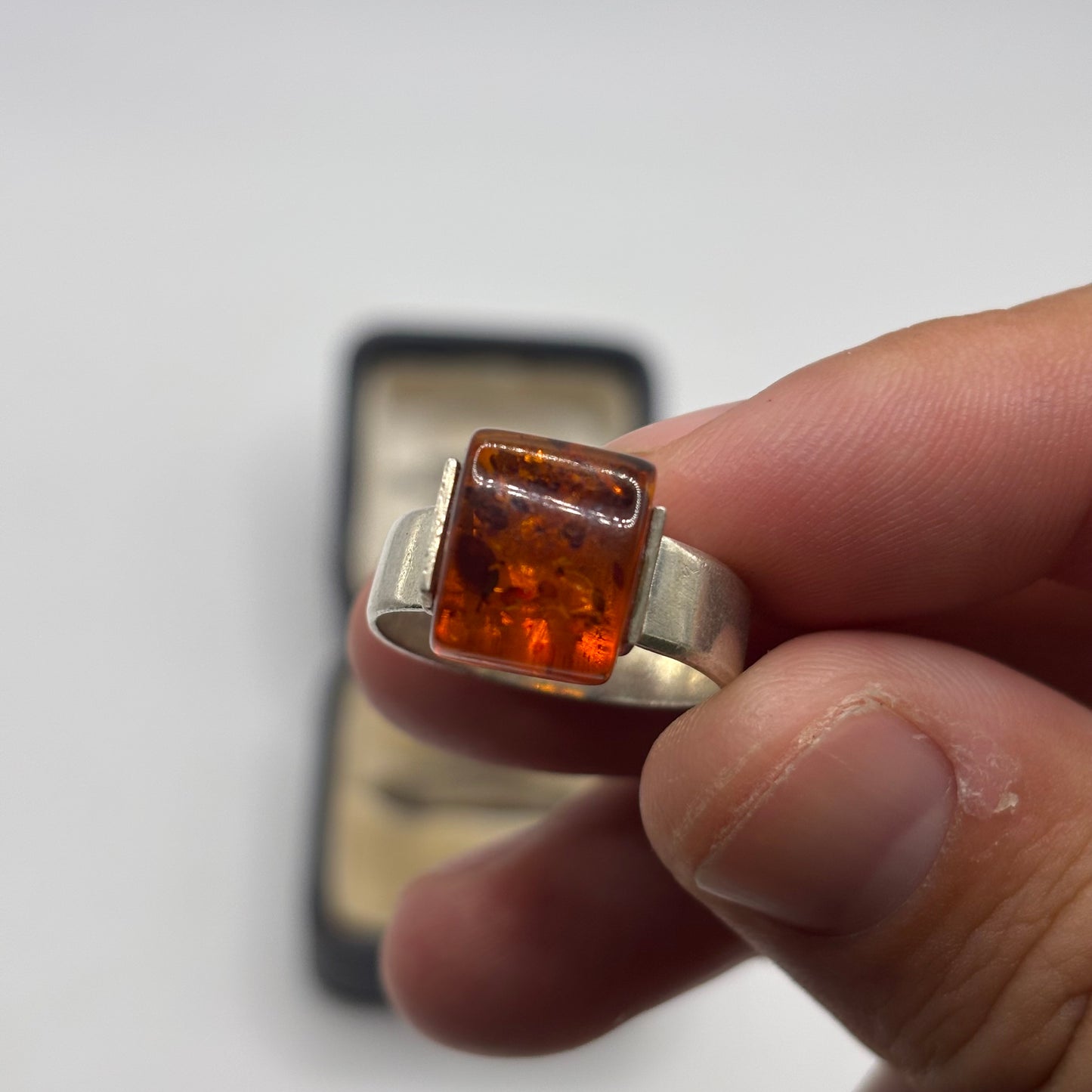 Silver Amber Ring (S)