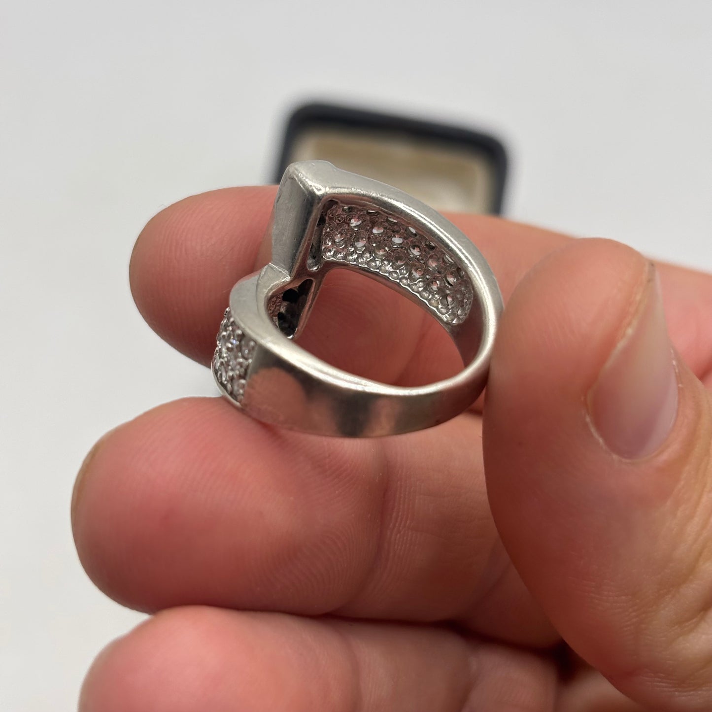 Silver CZ & Faux Sapphire Ring (L)