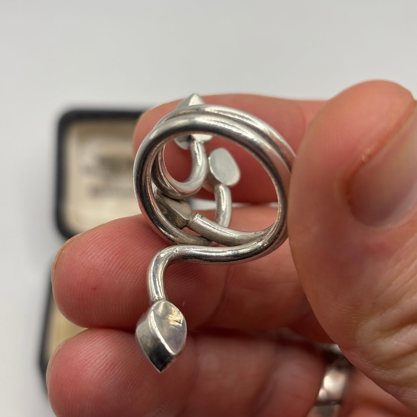 Silver Unusual Moonstone Ring (Q)