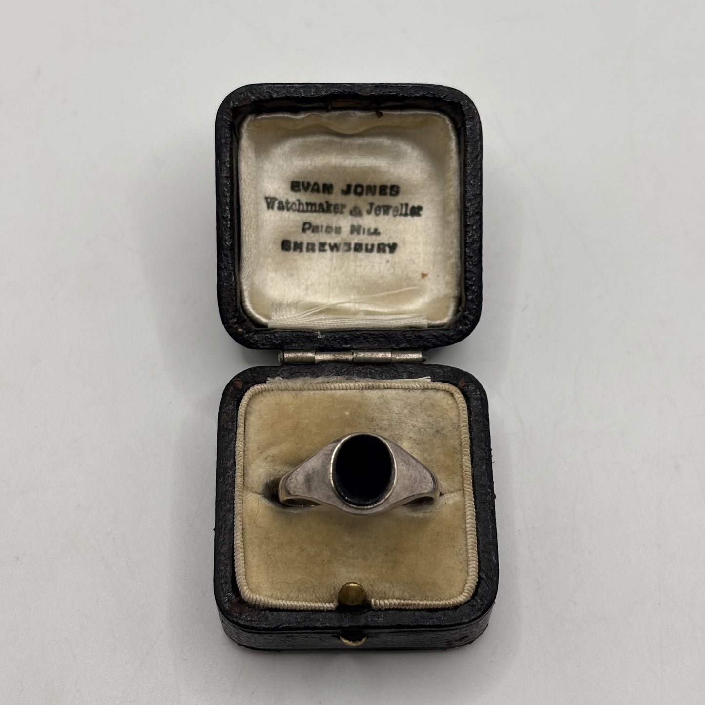 Silver Onyx Signet Ring (U 1/2)