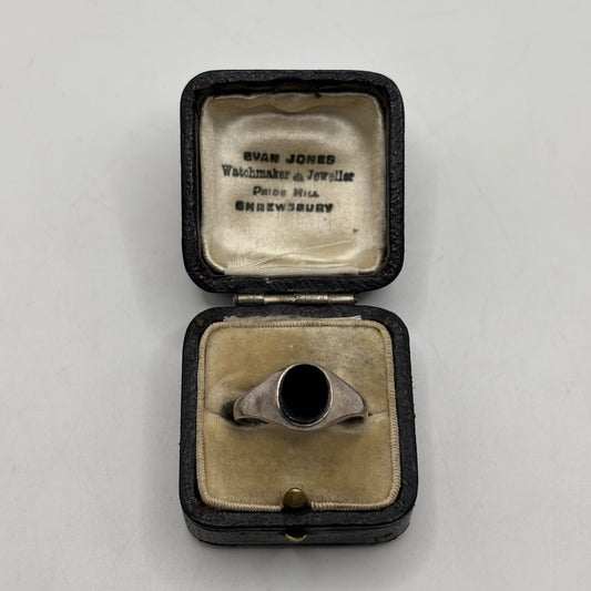 Silver Onyx Signet Ring (U 1/2)