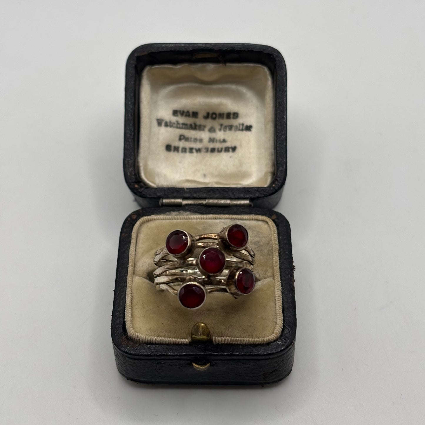 Silver Garnet Ring (S)