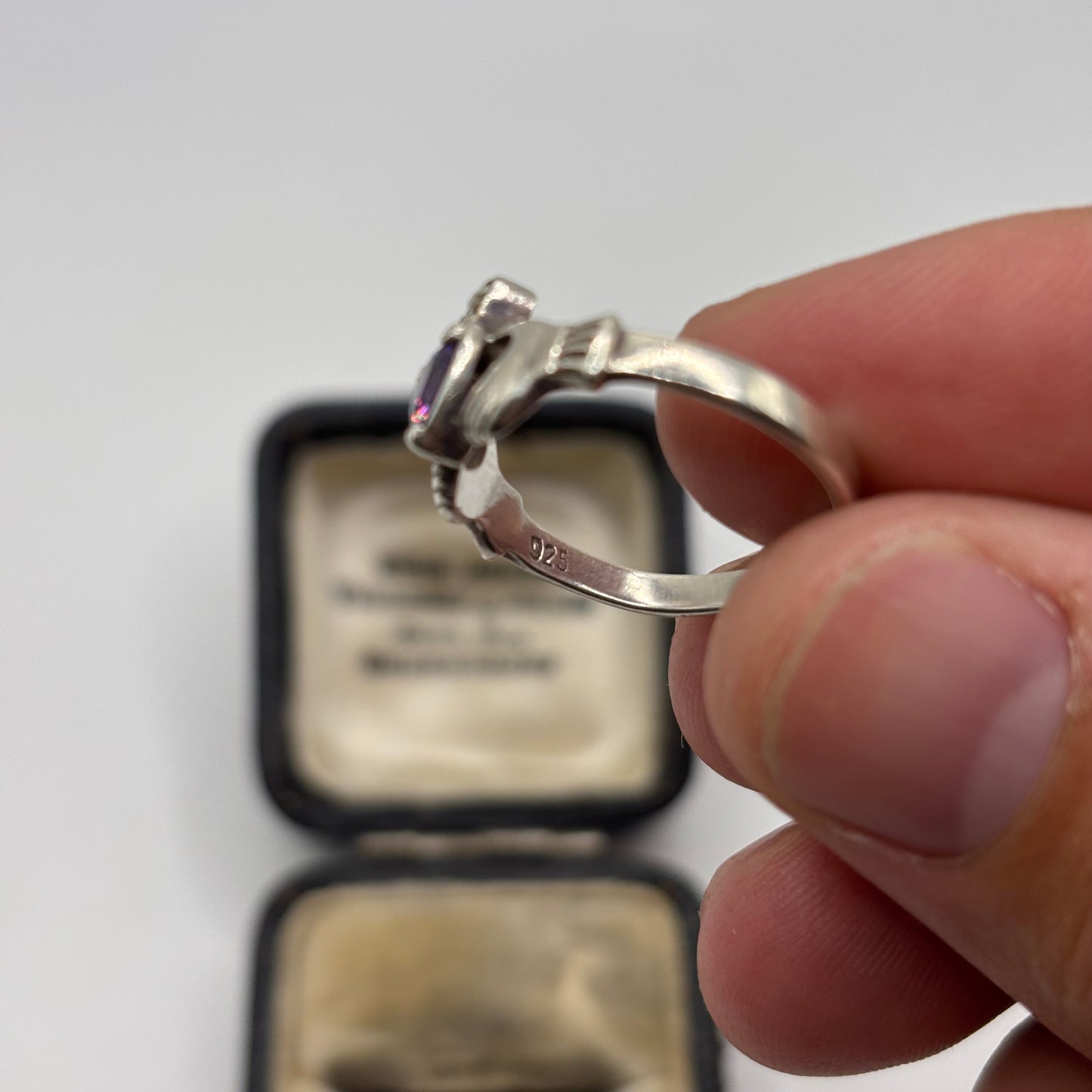 Silver Amethyst Claddagh Ring (P)