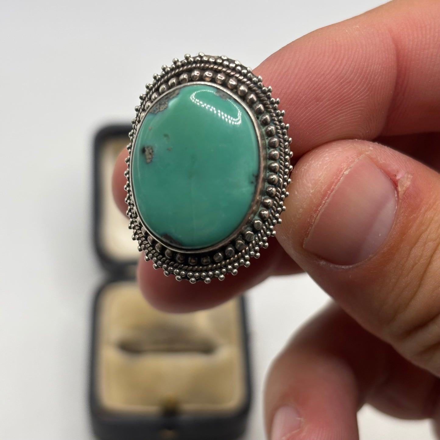 Beautiful Silver Large Turquoise Ring (R)