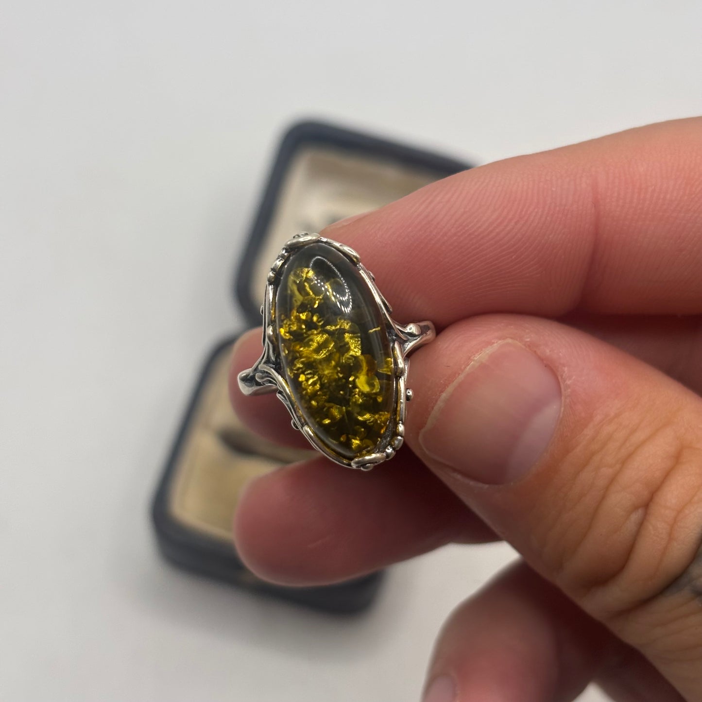 Silver Green Amber Ring (O)