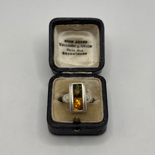 Silver Amber Ring (M 1/2)