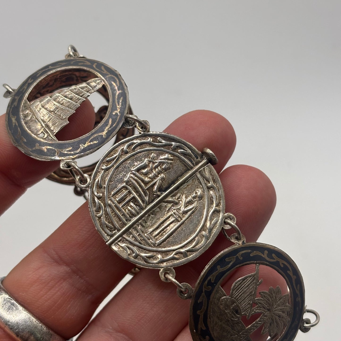 Silver 7.5” Medallion Travel Bracelet
