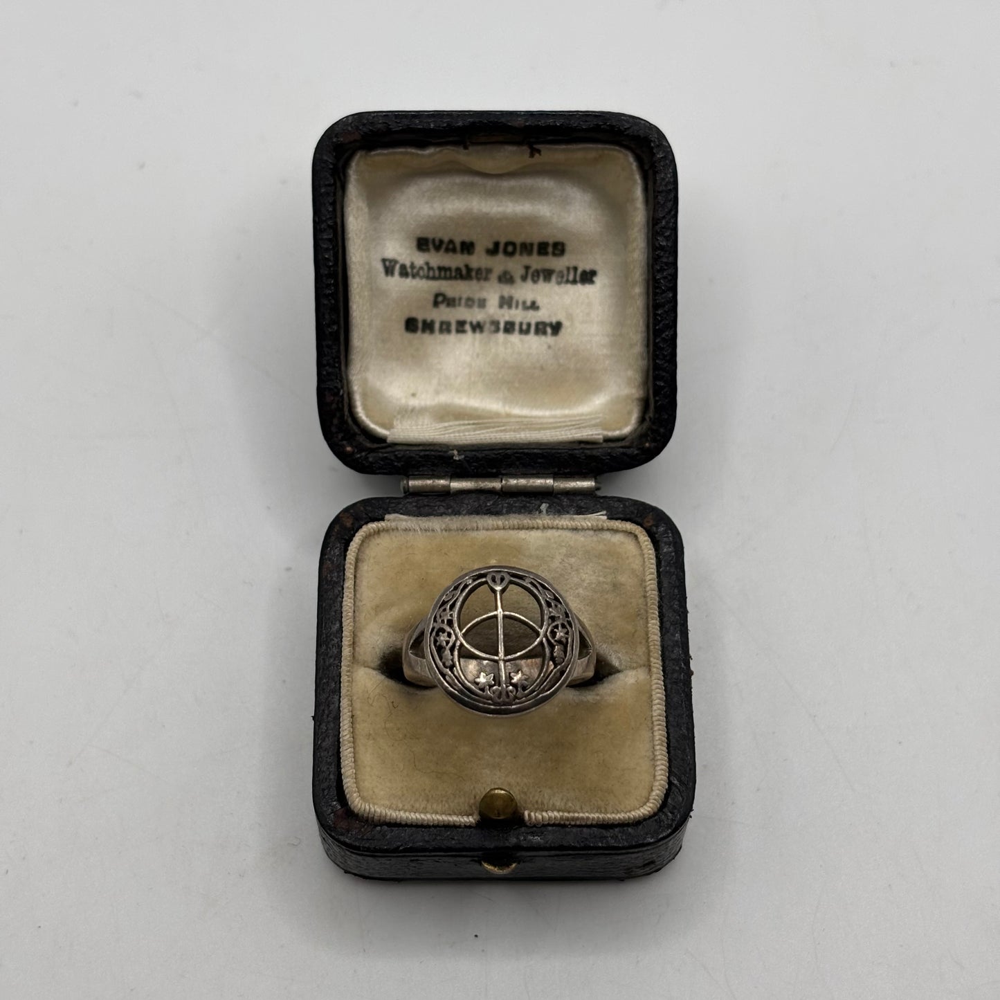 Silver Chalice Well Ring