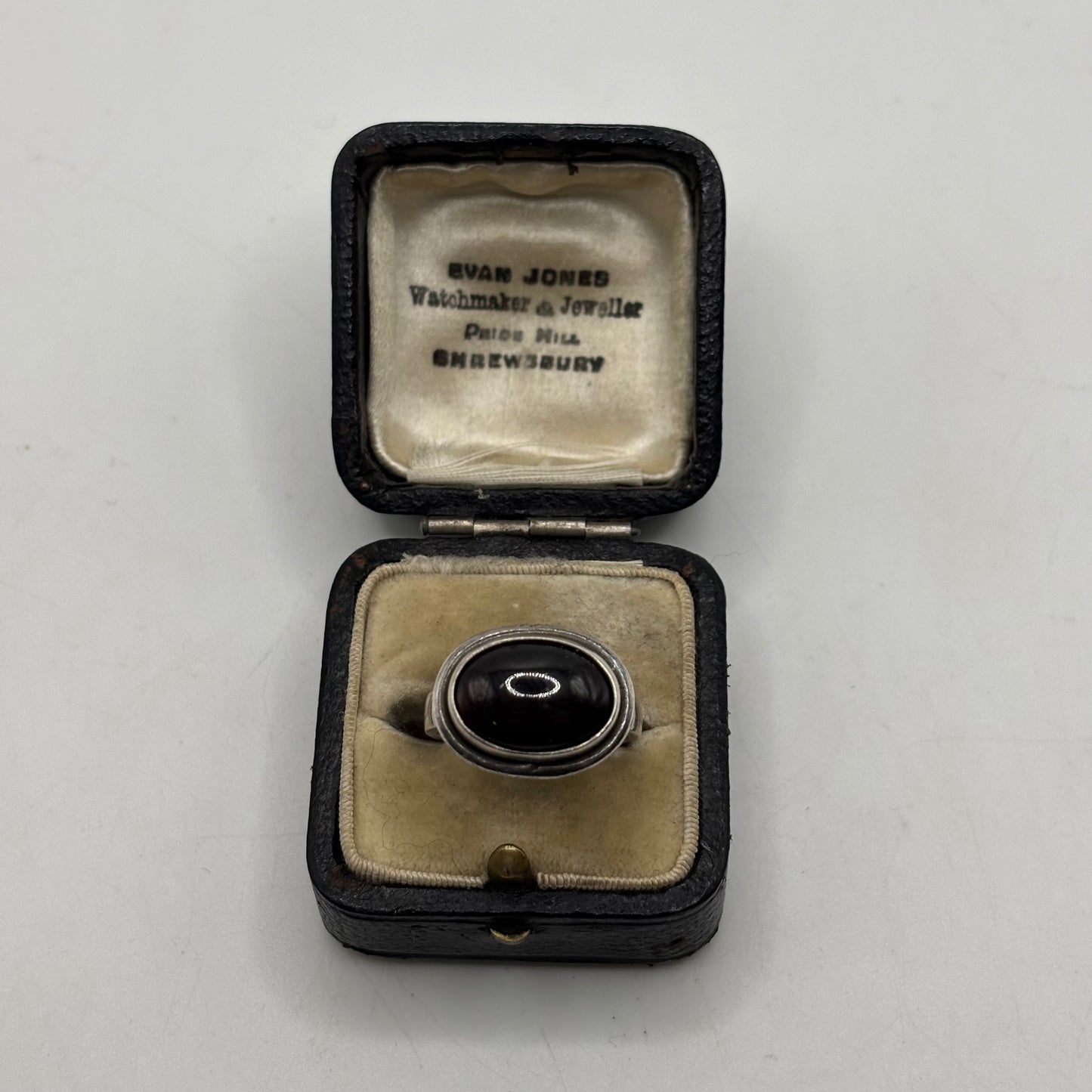 Silver Oval Garnet Ring