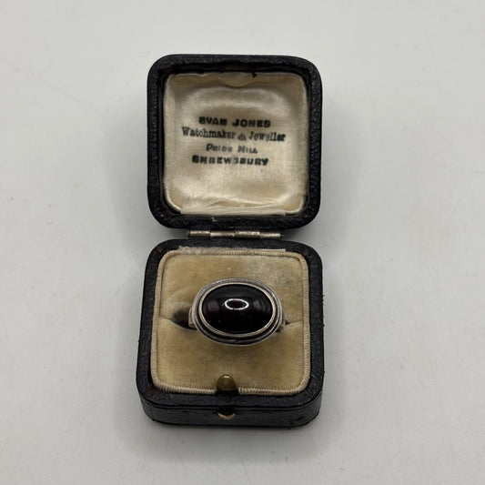 Silver Oval Garnet Ring