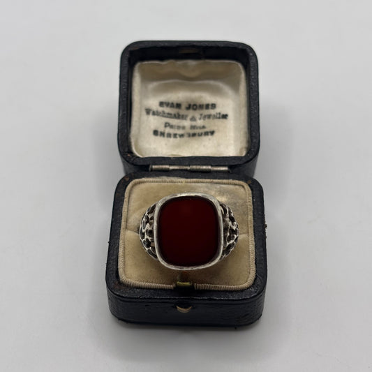 Silver Carnelian Brutalist Signet Ring (W)