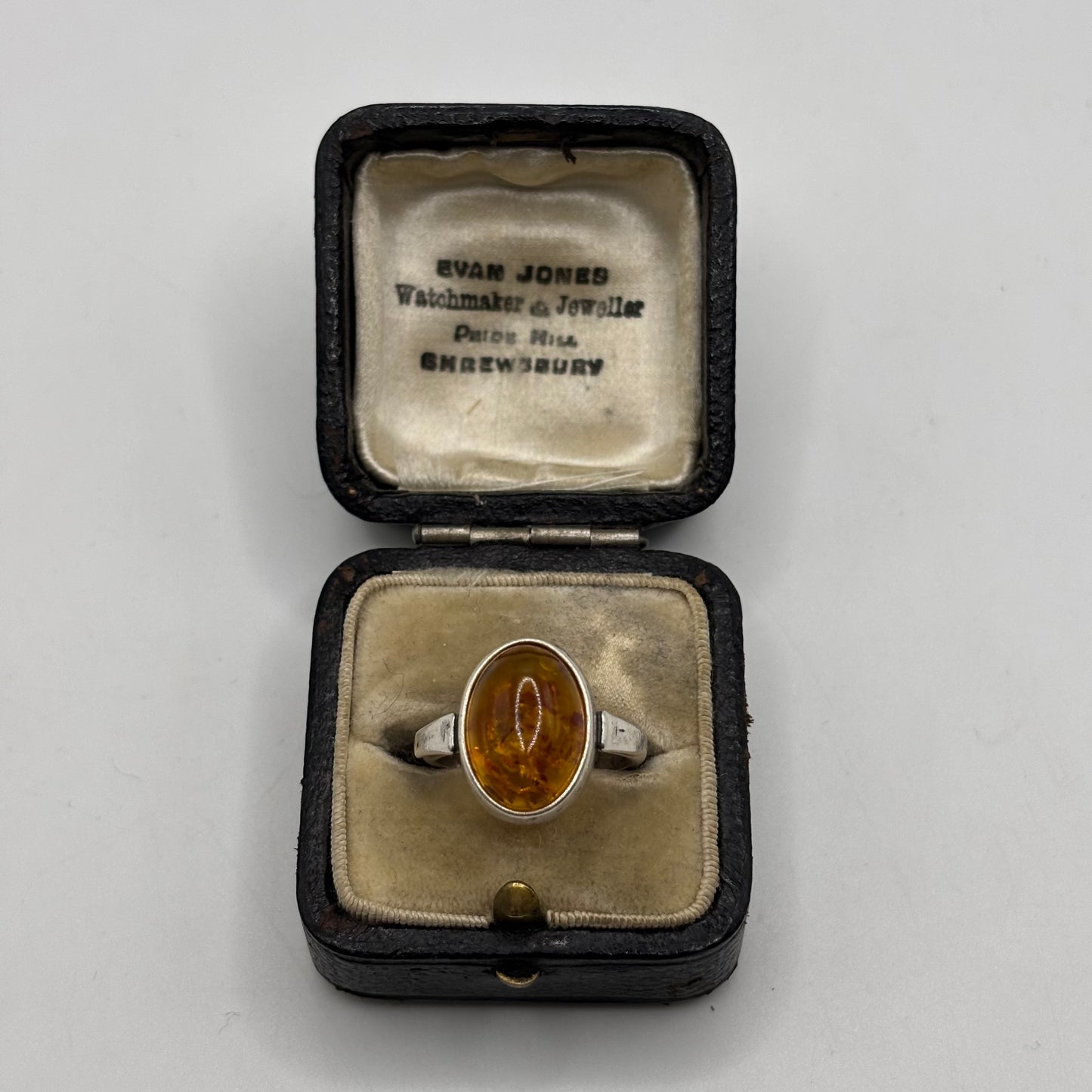 Silver Amber Ring (M)