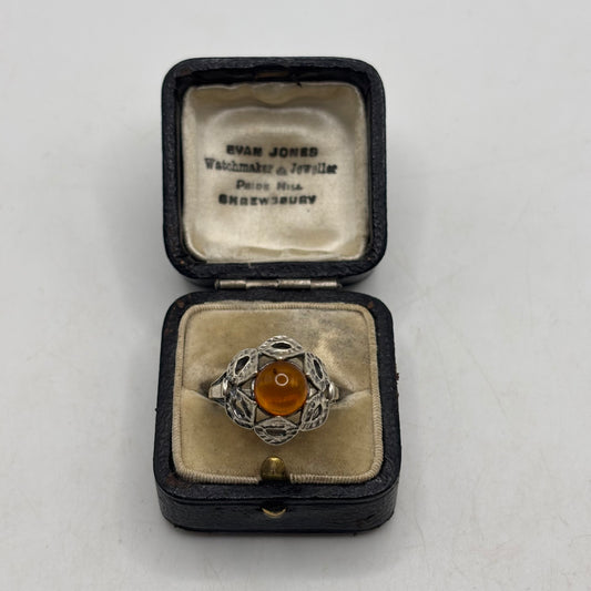 Silver Amber Ring (O)