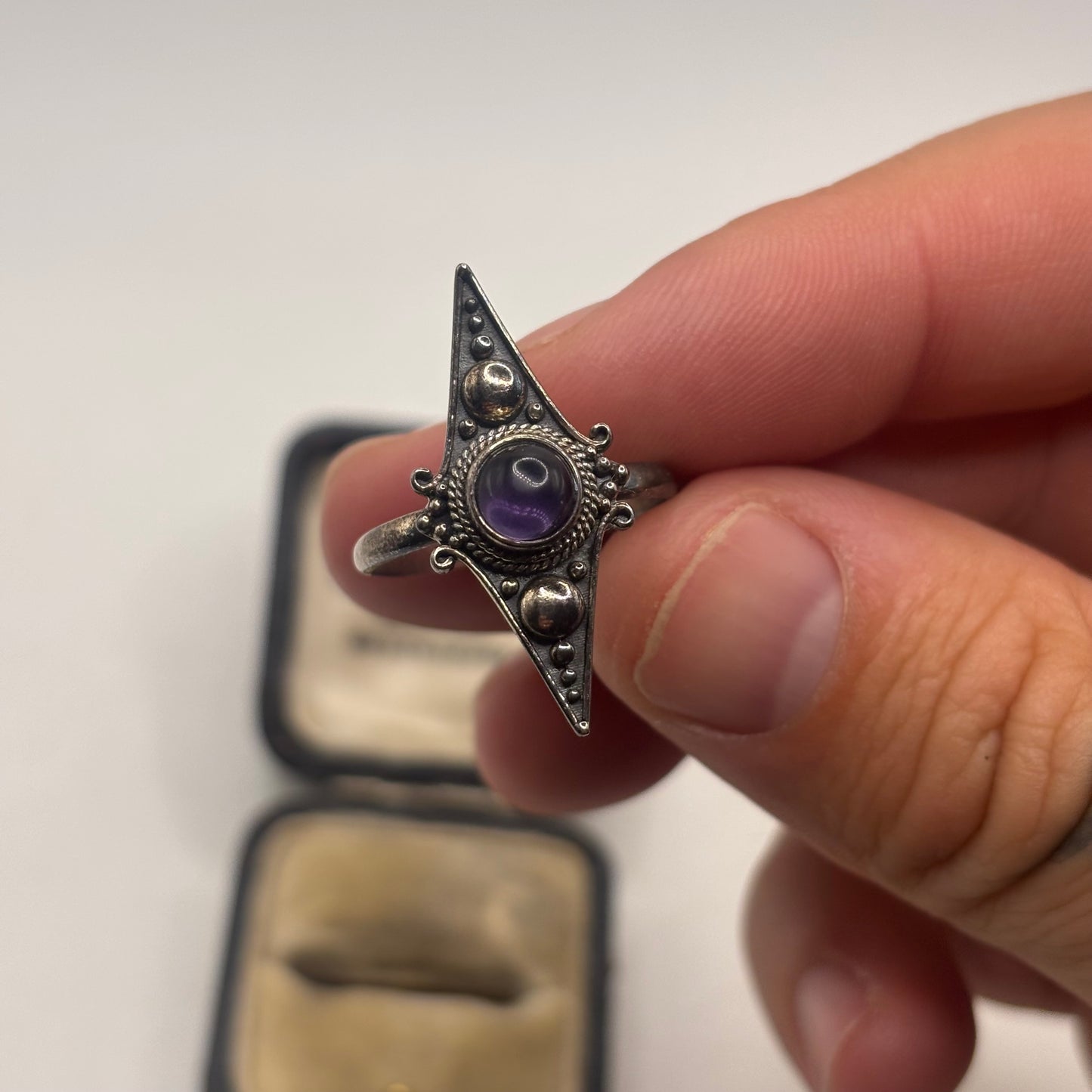Silver Amethyst Ring (S)