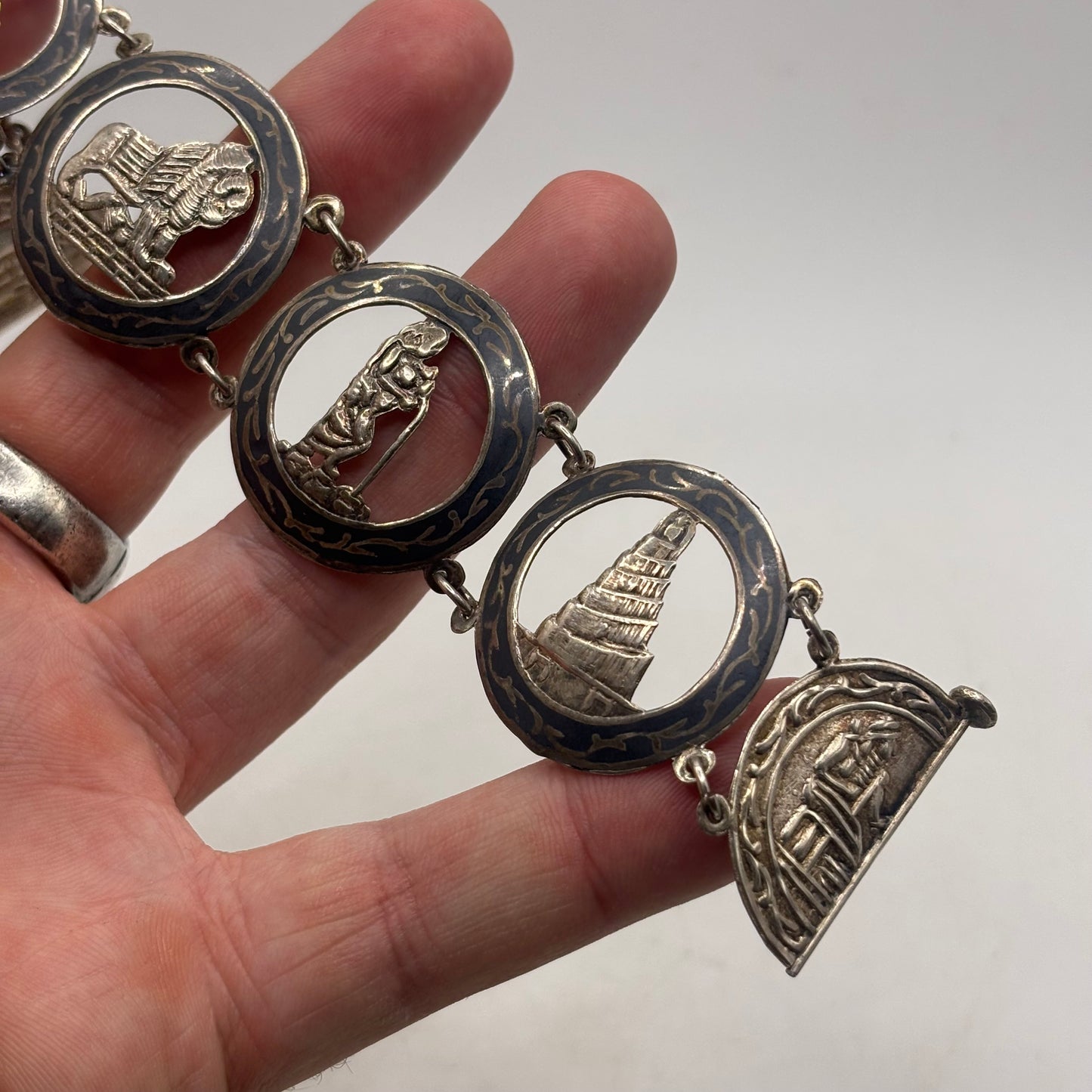 Silver 7.5” Medallion Travel Bracelet